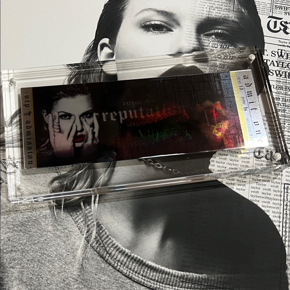 Taylor Swift Reputation VIP Box: Commemorative Ticket Acrylic Display.  Mint.